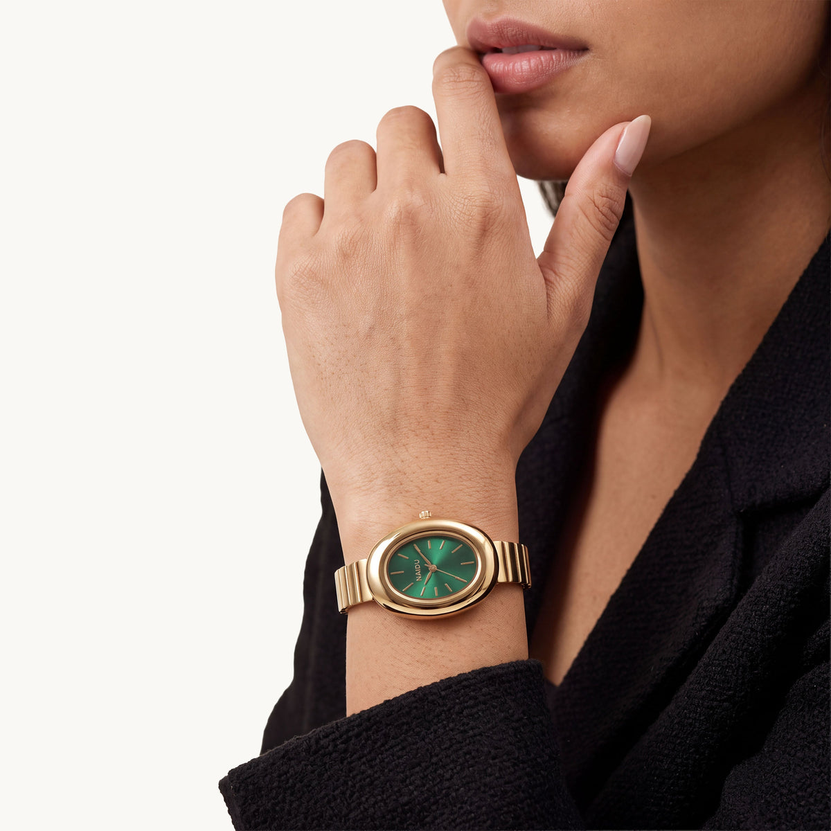 Solara Watch | Vayllor