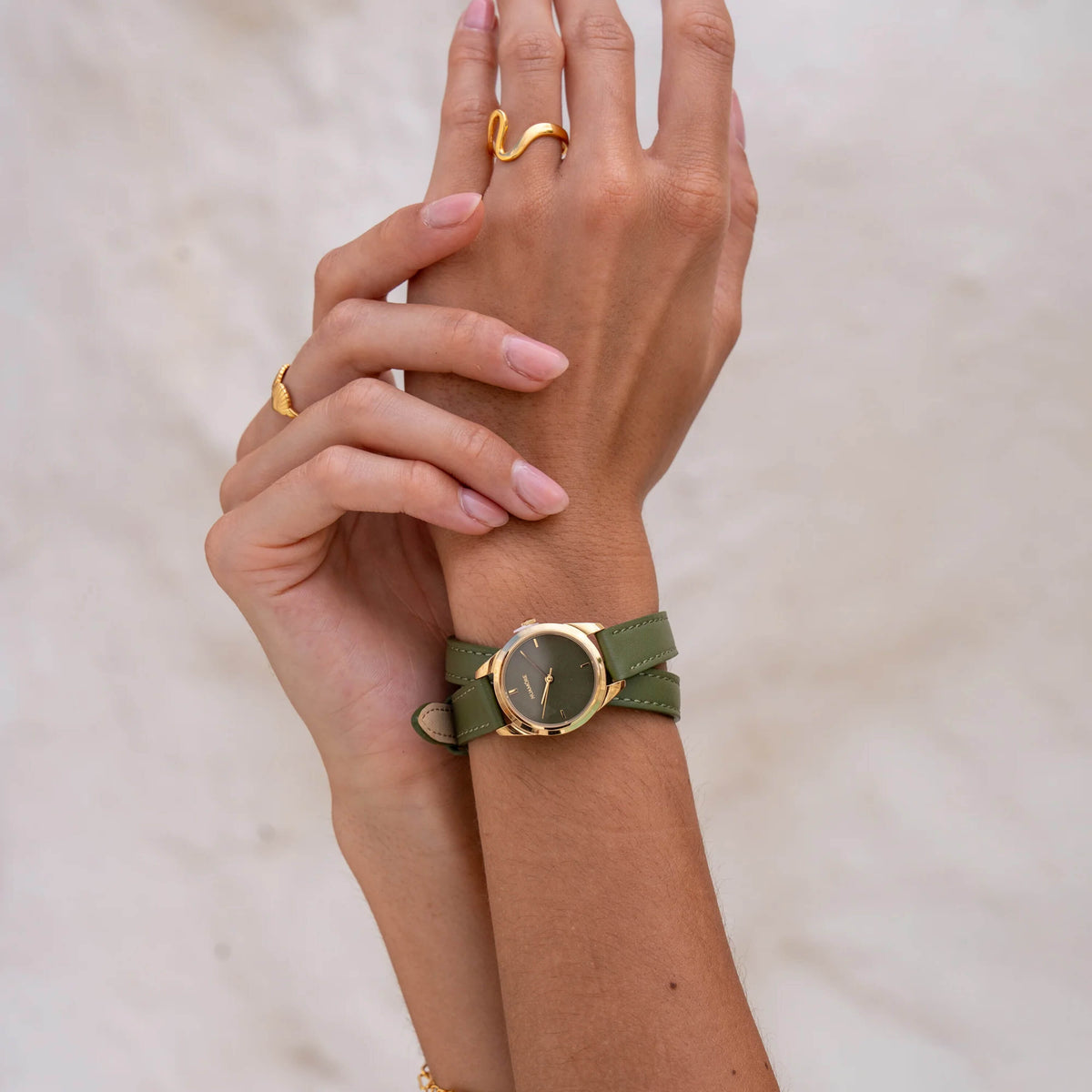 Noema Watch | Vayllor