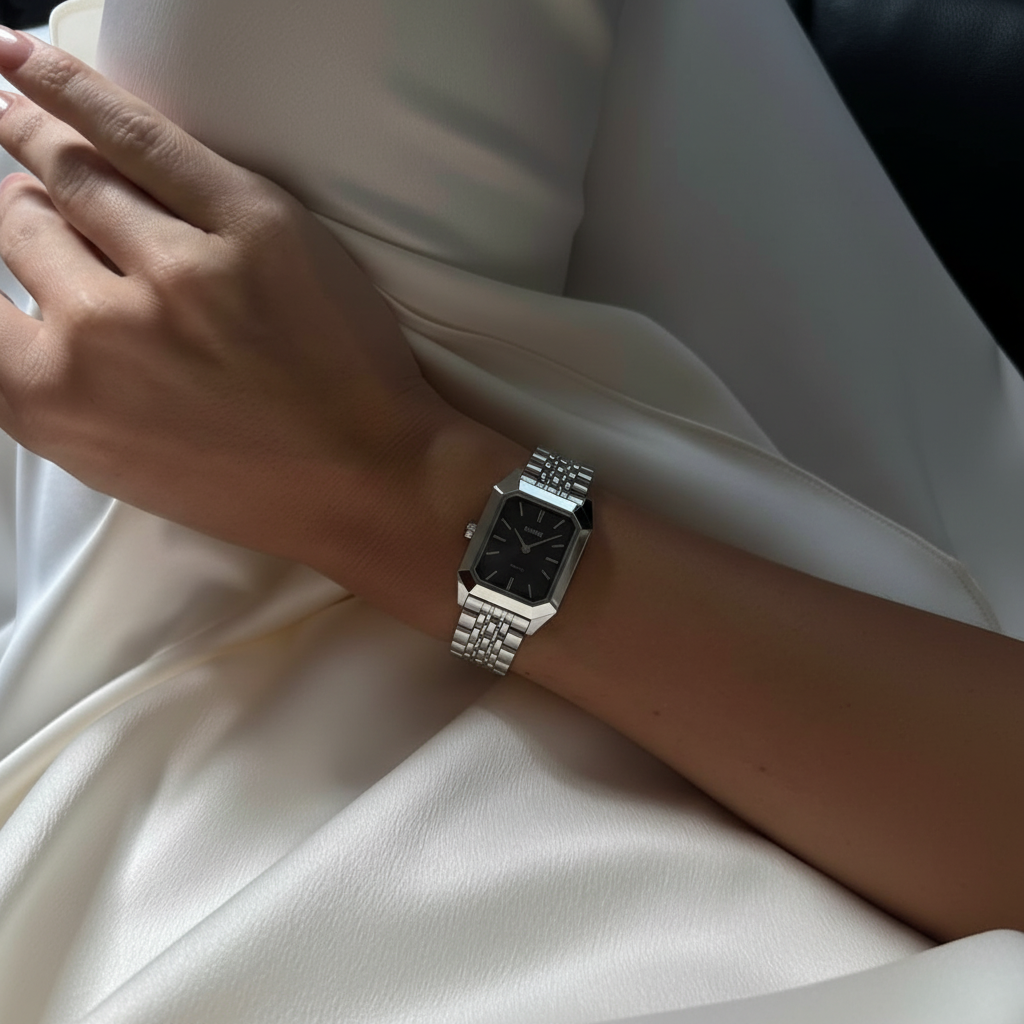 Claire de Mains Watch | Vayllor