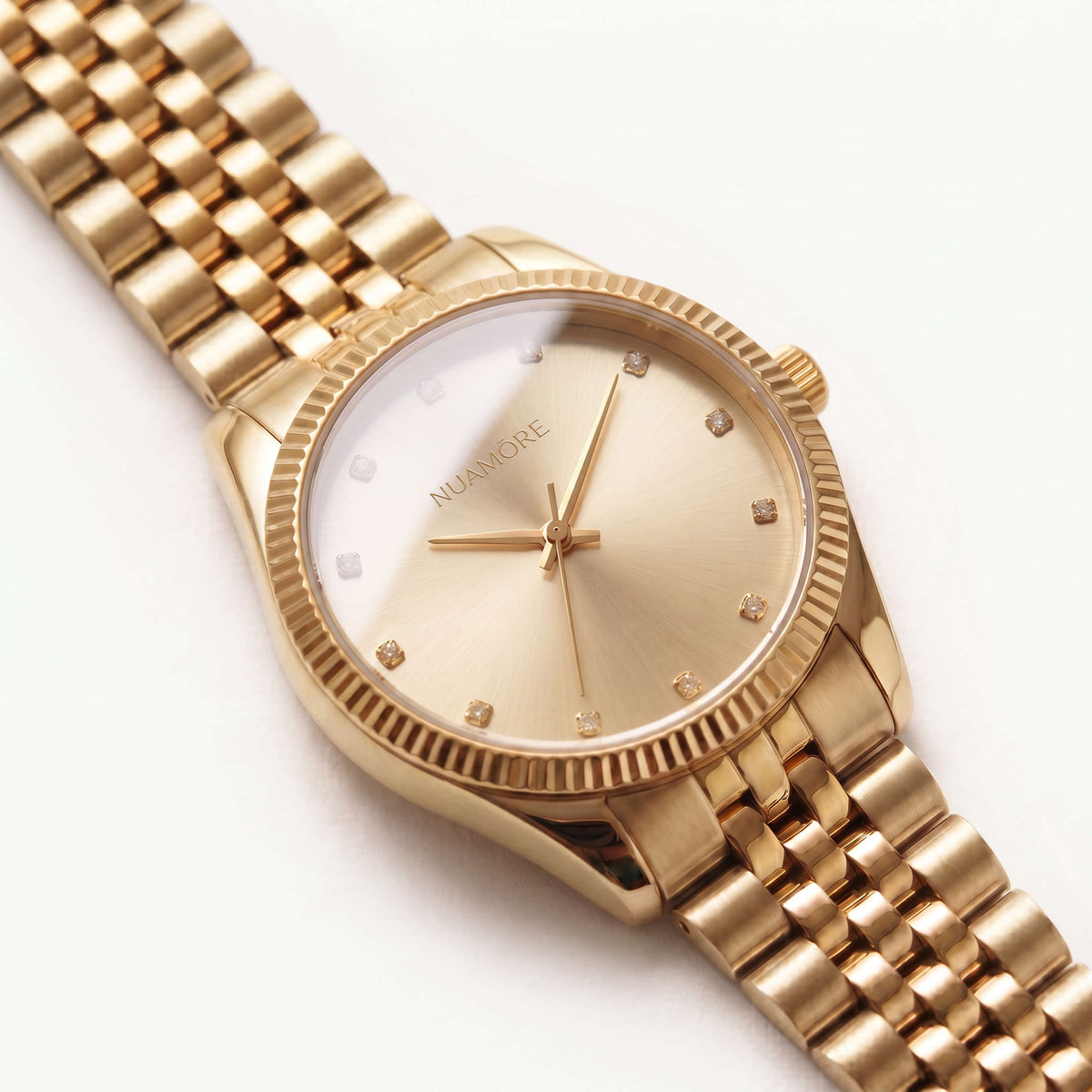 Solis Watch | Vayllor