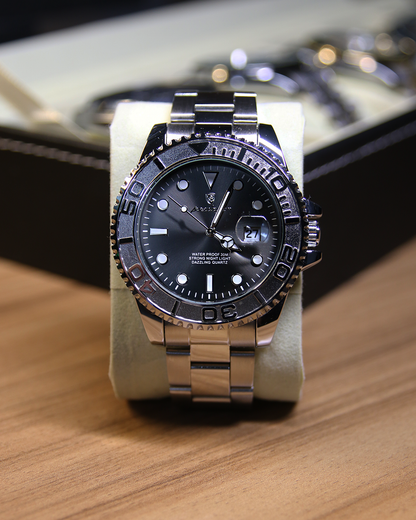 Yacht 43mm Watch | Vayllor