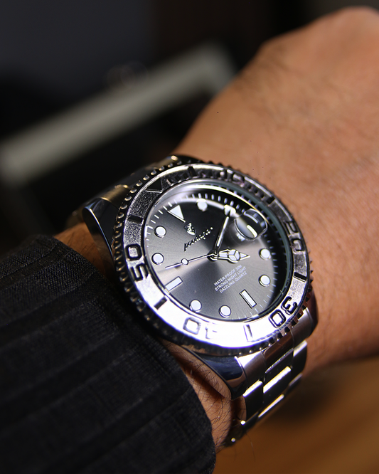 Yacht 43mm Watch | Vayllor