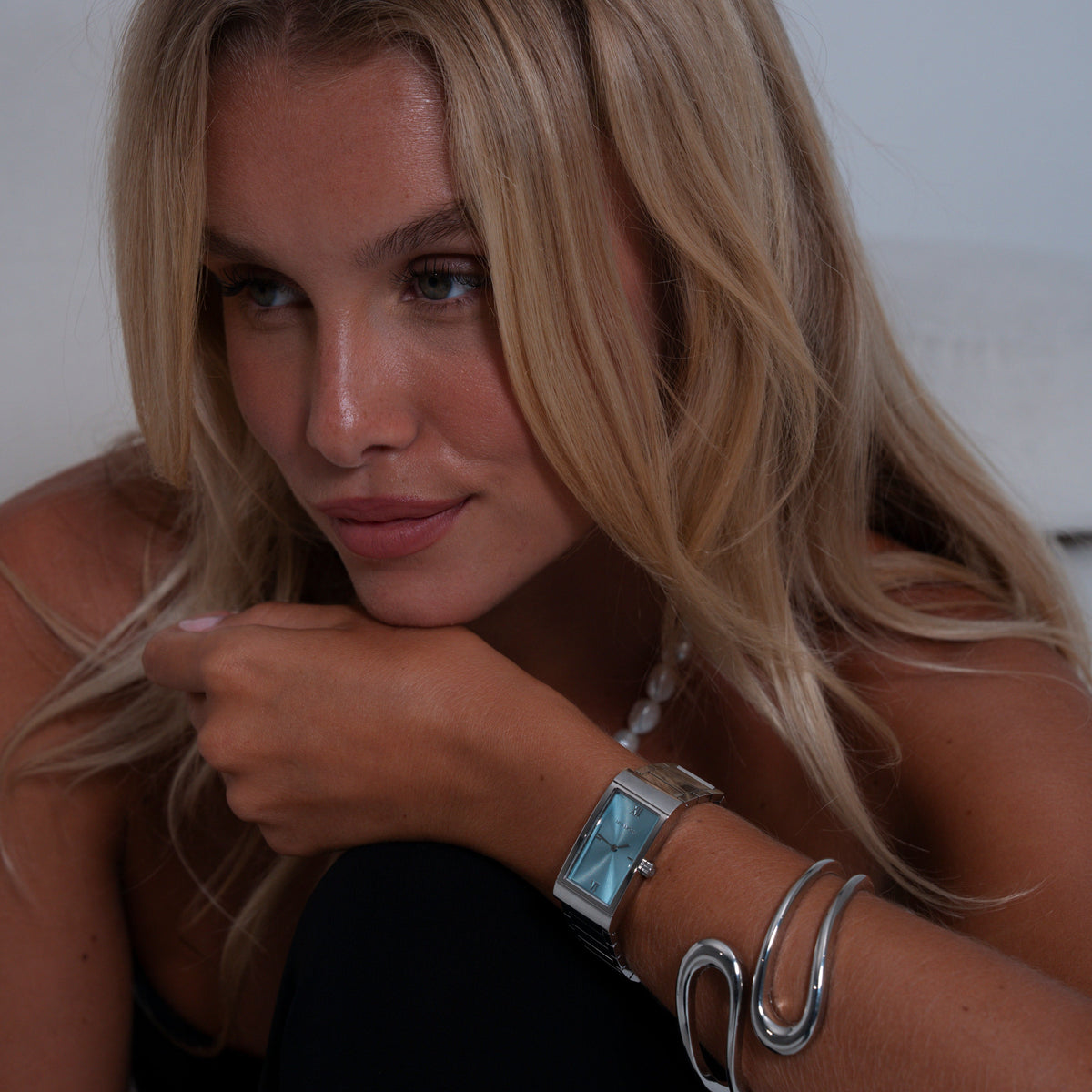 Giselle Watch | Vayllor